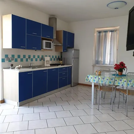 Mary Apartmán Brenzone sul Garda